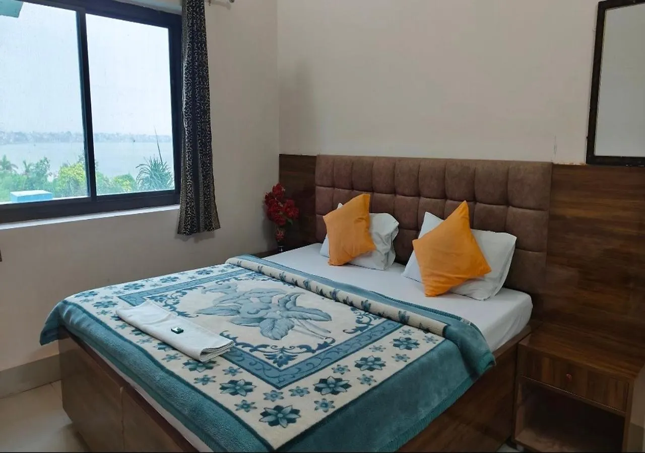 Sri Yoga Mandir Hotel Varanasi 2*,  India