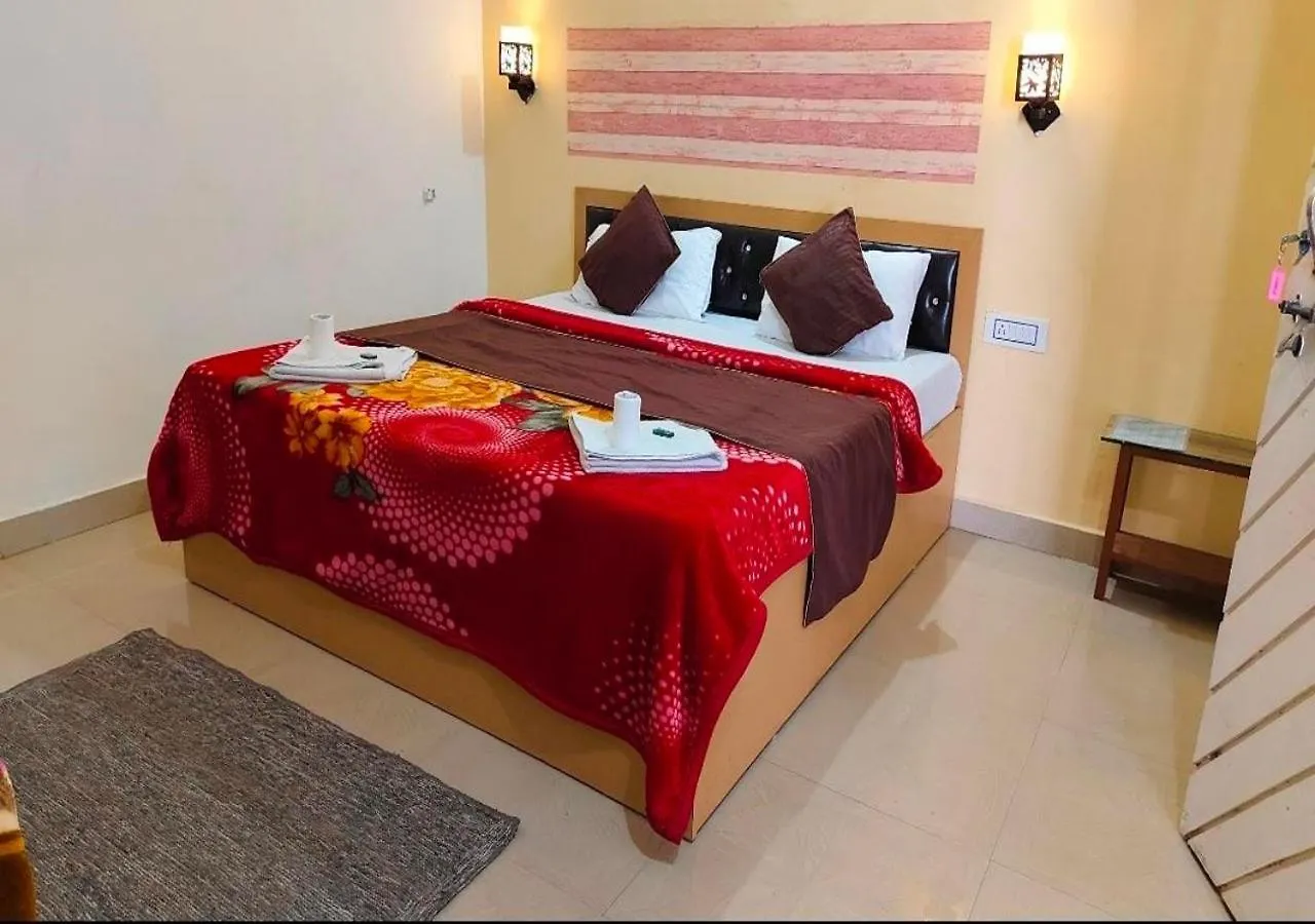 ** Guest house Sri Yoga Mandir Hotel Varanasi India