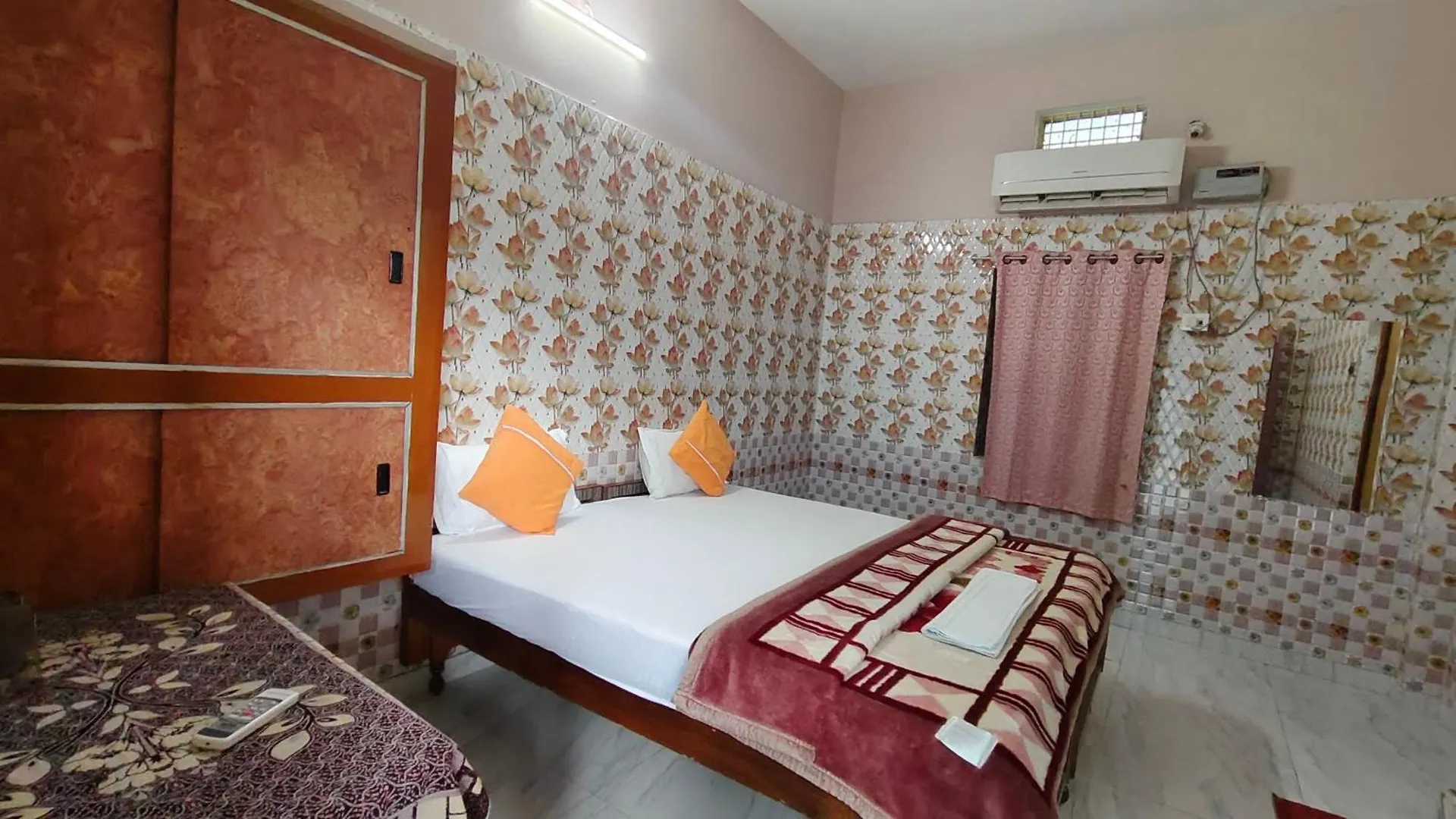 Guest house Sri Yoga Mandir Hotel Varanasi