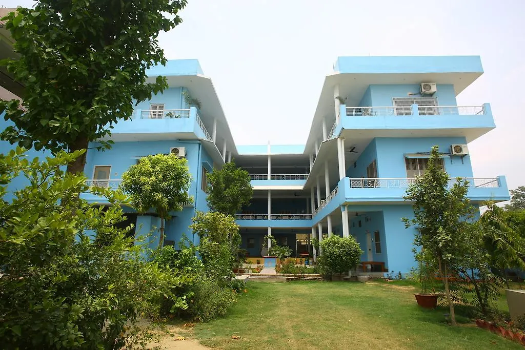 Sri Yoga Mandir Hotel Varanasi 2*,