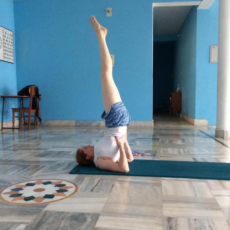Sri Yoga Mandir Hotel Varanasi 2*,