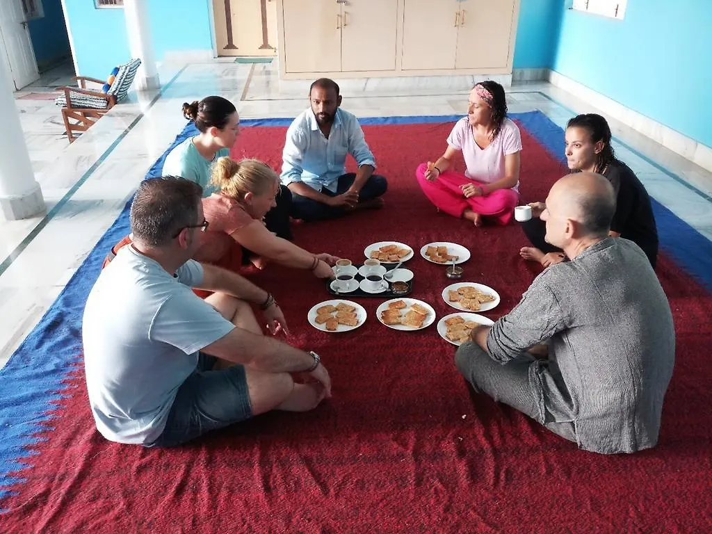 Sri Yoga Mandir Hotel Varanasi 2*,  India